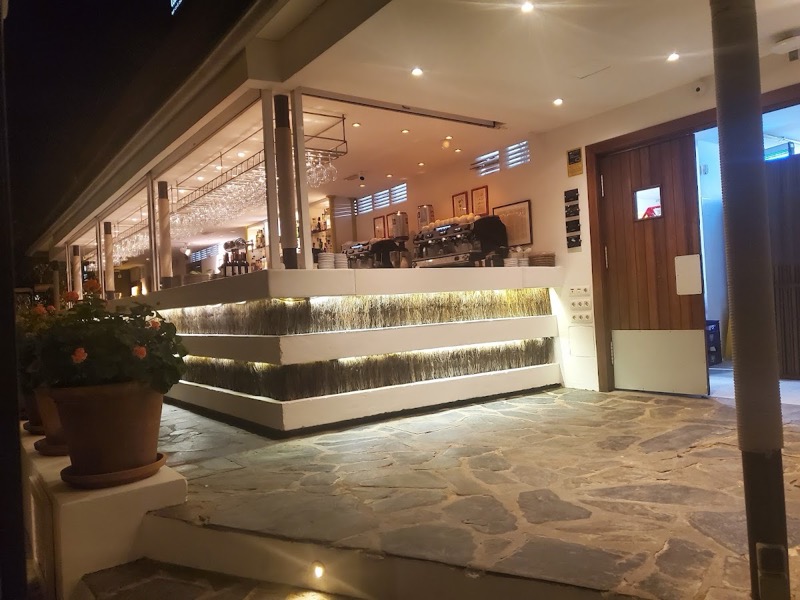 Cappuccino Marbella, Golden Mile