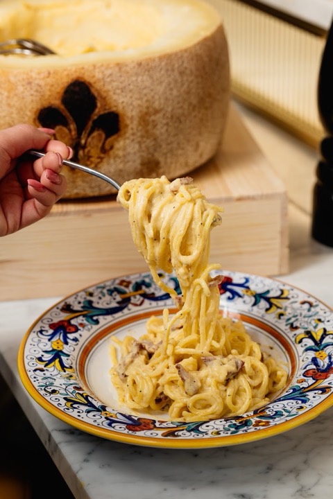 Florentine: the room