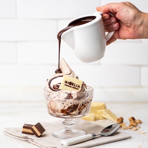 Gioelia Ice cream shop: the room