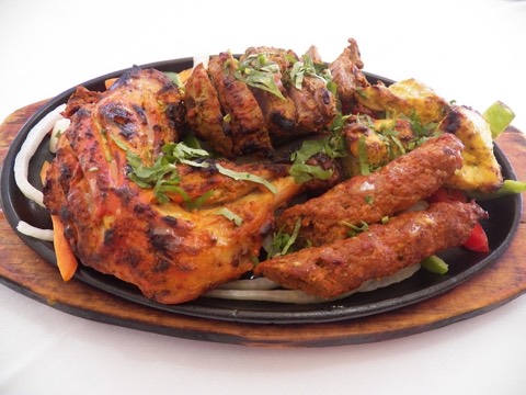Gulzar Indian Punjabi Restaurant Marbella: the room