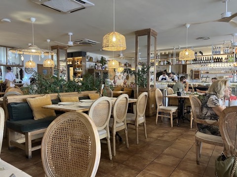 Luini Seaview: the room