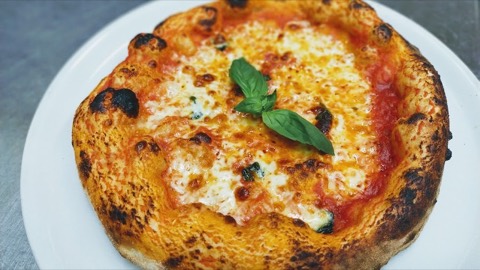 PIZZERIA IL METRO: the room