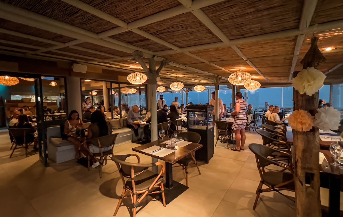 Simbad Restaurant & Beach Bar: the room