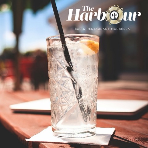 The Harbour Bar and Restaurant Marbella: the room