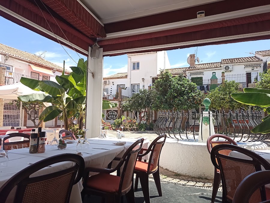 The Village Inn Marbella // Asador Mesón del Pueblo: the food
