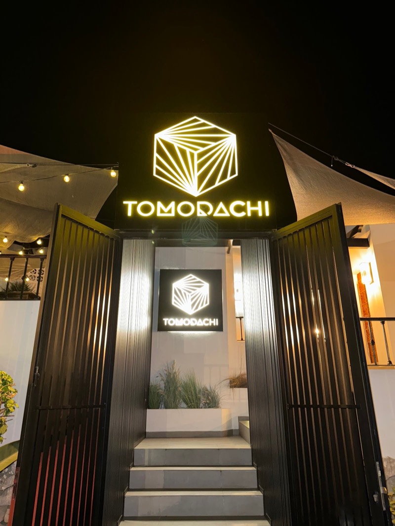 Tomodachi Marbella, Nueva Andalucía