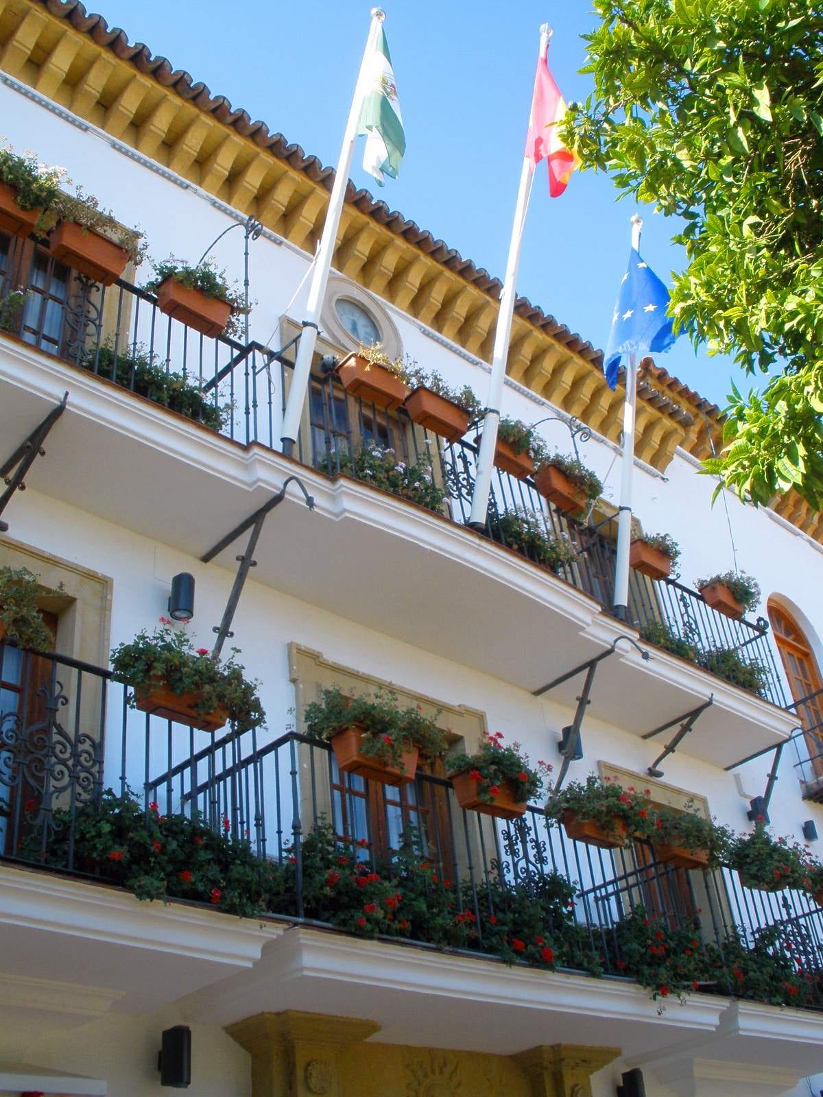 The Ayuntamiento de Marbella, on Plaza de los Naranjos