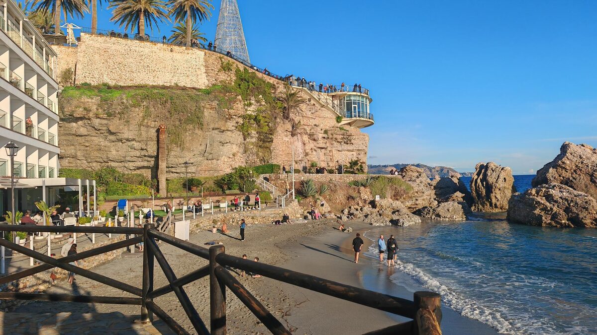 Calle Cantarero works go to tender in Maro