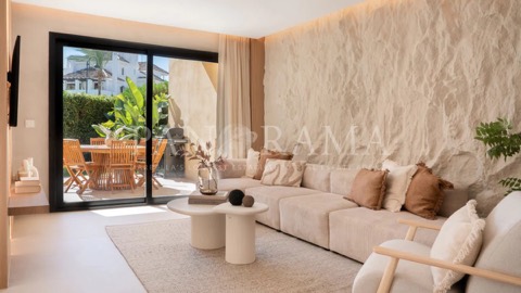 Townhouse asking €1,450,000 in Azalea Beach, Marbella
