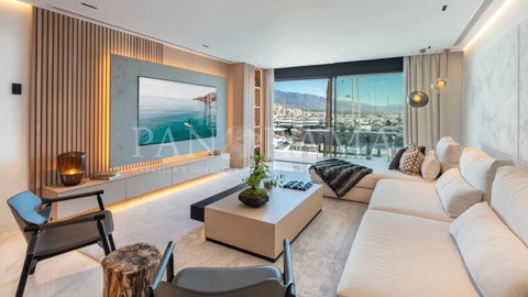 Apartment asking €2,950,000 in Benabola, Marbella