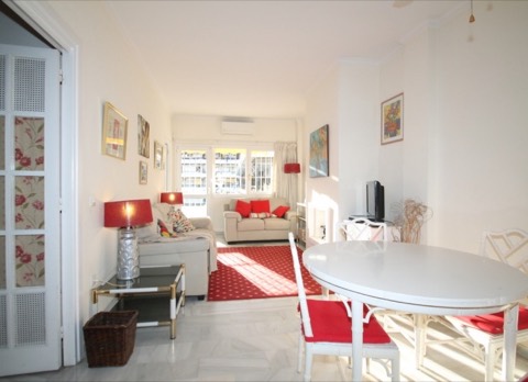 Apartment asking €260,000 in Carolina Park, Marbella
