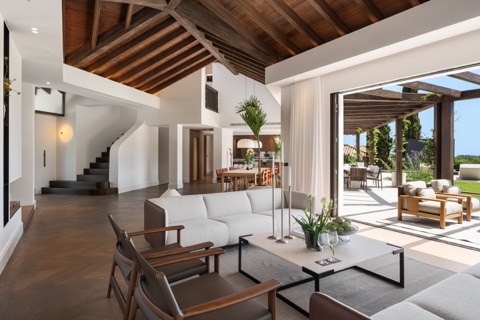 Villa asking €8,795,000 in El Herrojo, Marbella