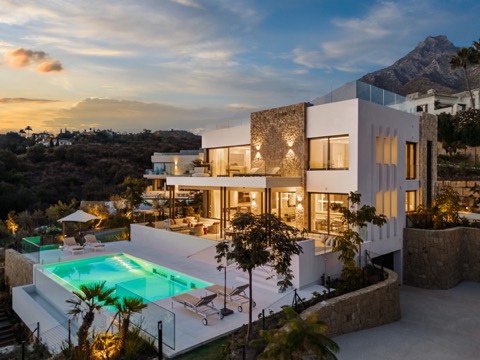 Villa asking €14,900,000 in Marbella Golden Mile, Marbella