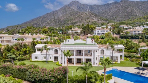 Villa asking €25,950,000 in Marbella Golden Mile, Marbella