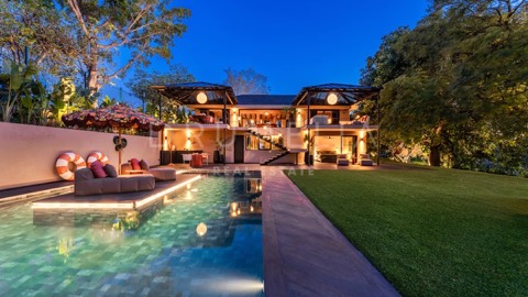 Villa asking €3,695,000 in Guadalmina Alta, Marbella