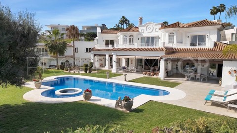 Villa asking €5,595,000 in Haza del Conde, Marbella