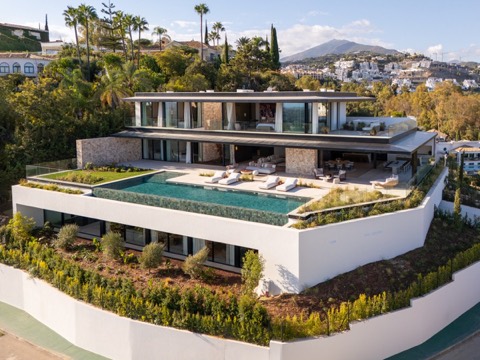 Villa asking €19,880,000 in La Quinta, Marbella