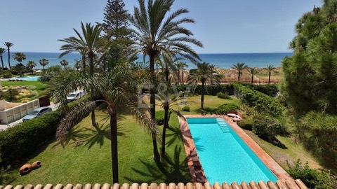 Villa asking €8,400,000 in Los Monteros, Marbella
