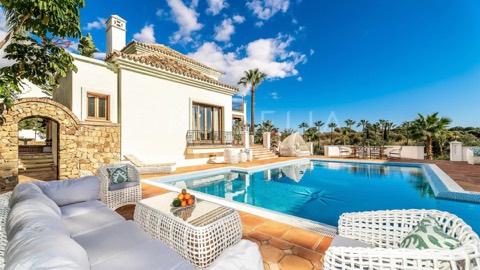 Villa asking €13,950,000 in Paraiso Alto, Marbella