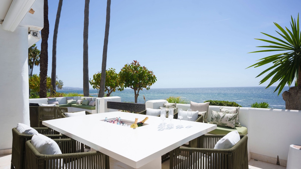Apartment asking €6,995,000 in Marbella - Puerto Banus, Marbella