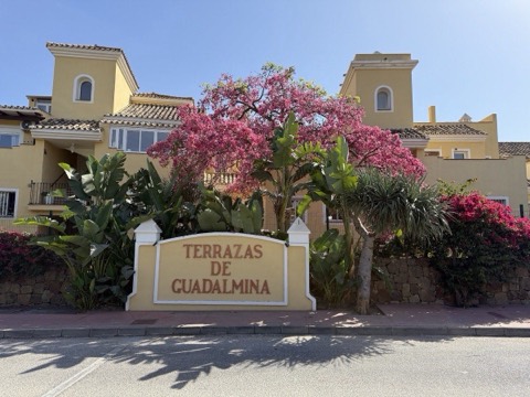 Entrance to the Terrazas de Guadalmina urbanization in San Pedro de Alcantara