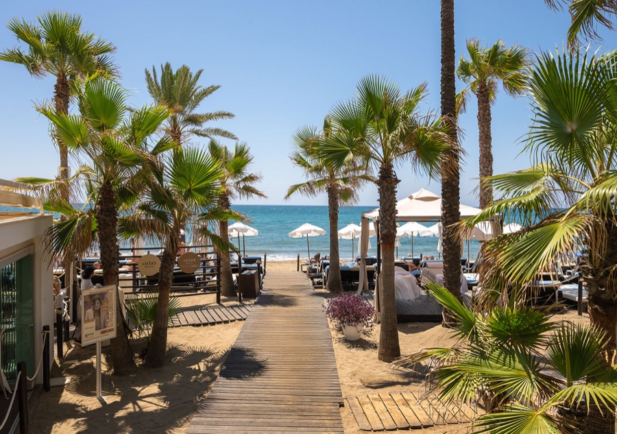 Amàre Beach (day pass)