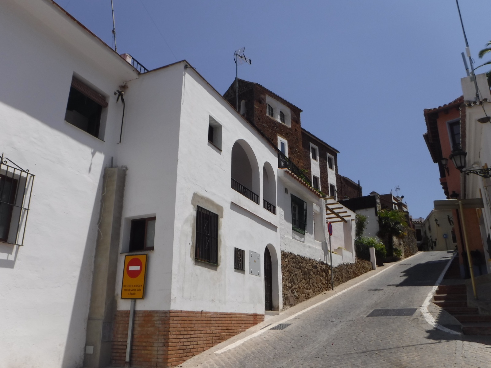 Benahavís village, whitewashed houses climbing the hillside